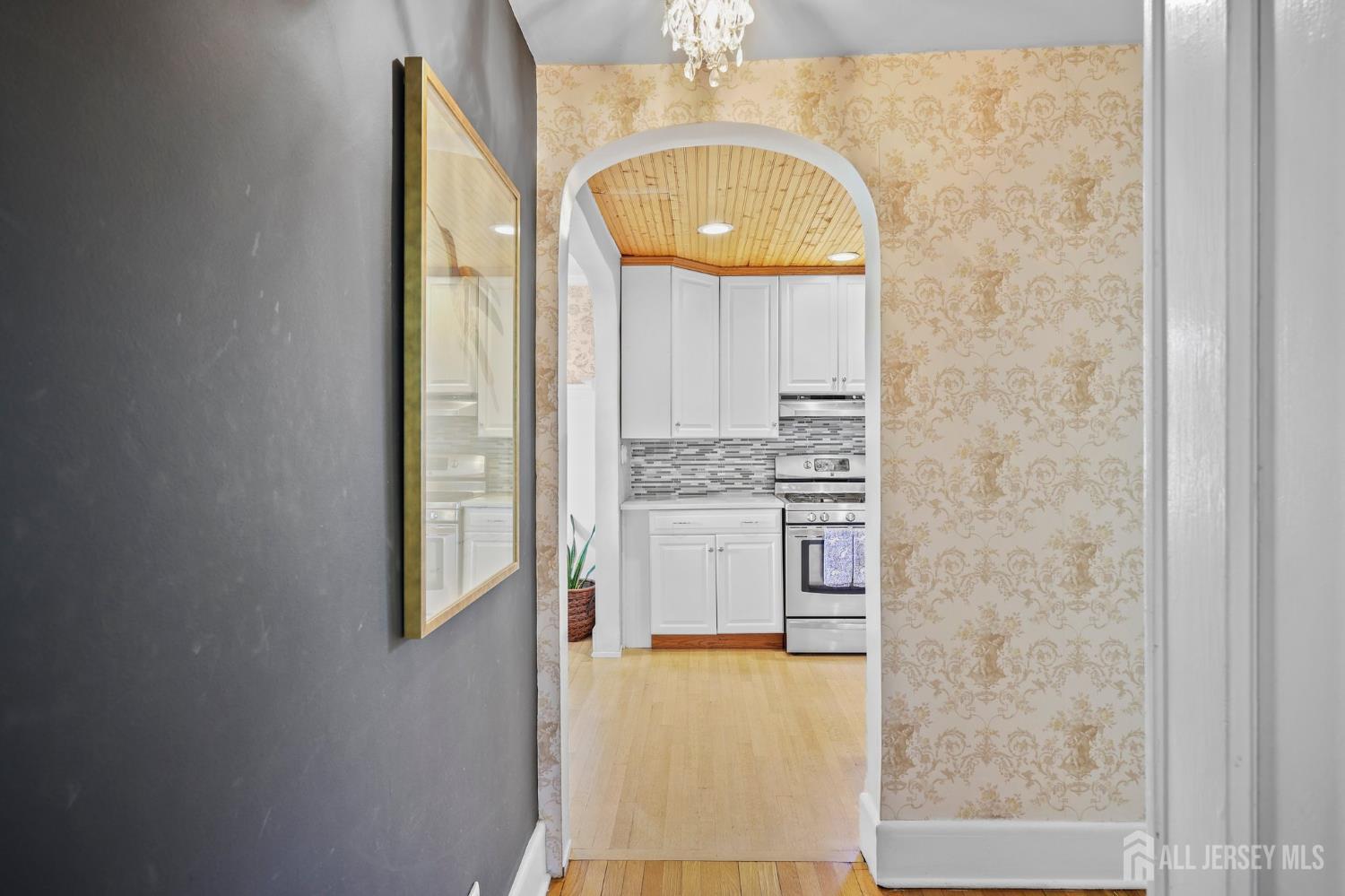 386 Franklin Road North Brunswick, NJ 08902 - Photo 30 of 66