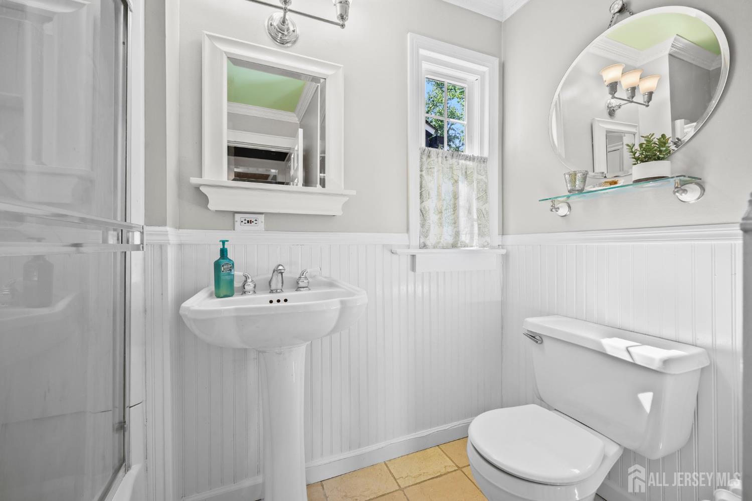 386 Franklin Road North Brunswick, NJ 08902 - Photo 32 of 66