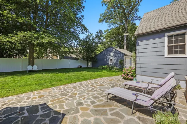 $685,000 | 386 Franklin Road, North Brunswick, NJ 08902