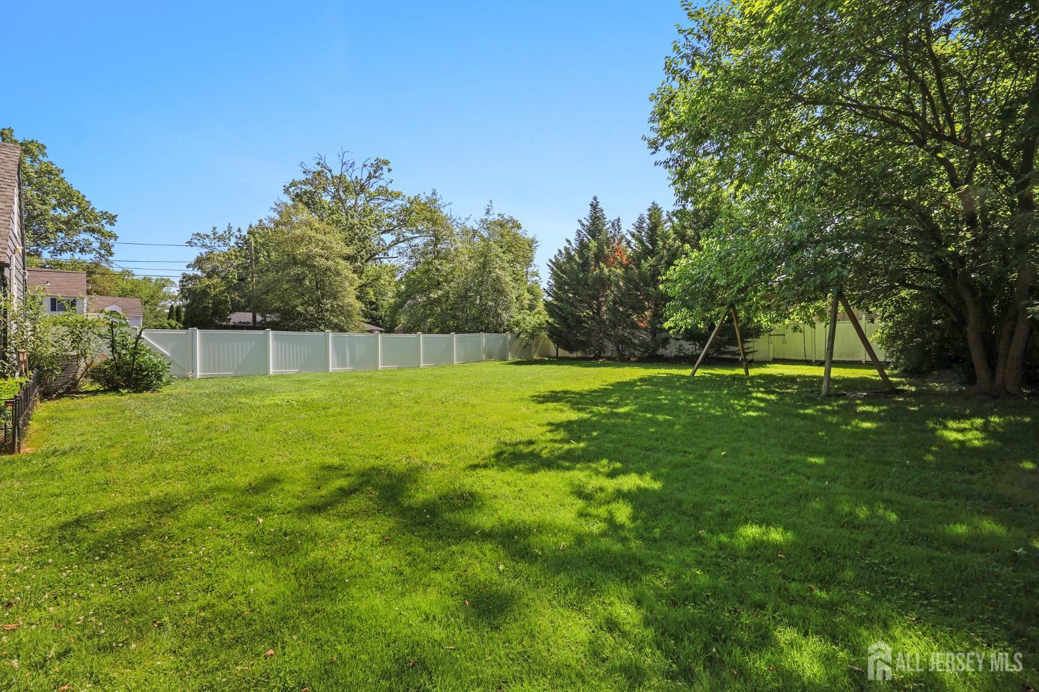 386 Franklin Road North Brunswick, NJ 08902 - Photo 56 of 66