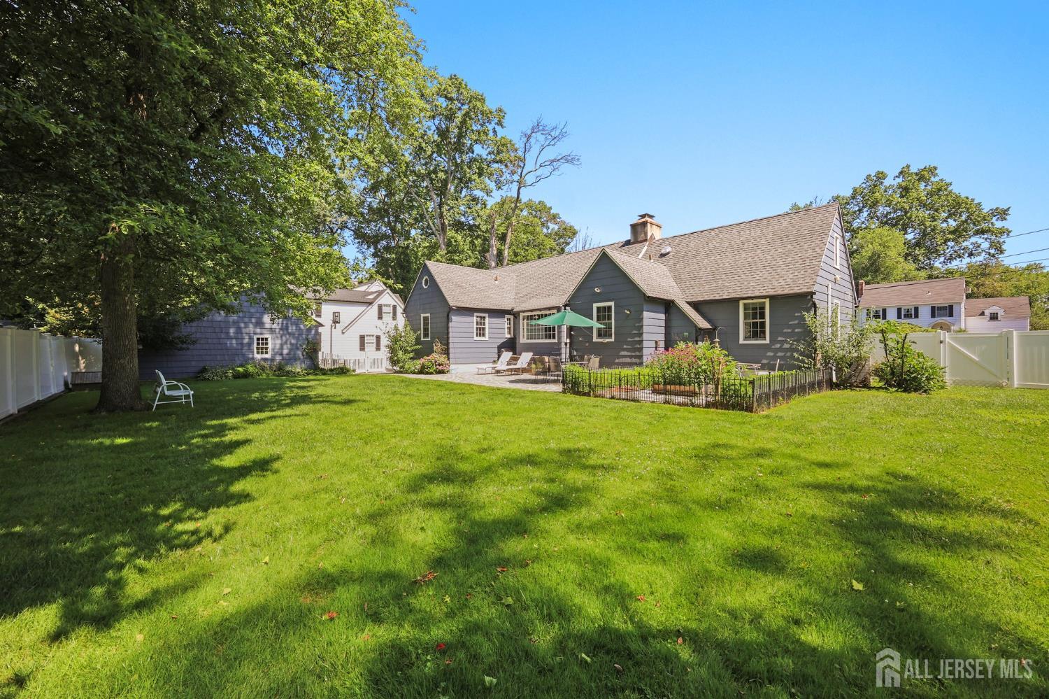 386 Franklin Road North Brunswick, NJ 08902 - Photo 57 of 66