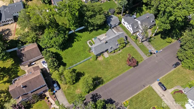 $685,000 | 386 Franklin Road, North Brunswick, NJ 08902