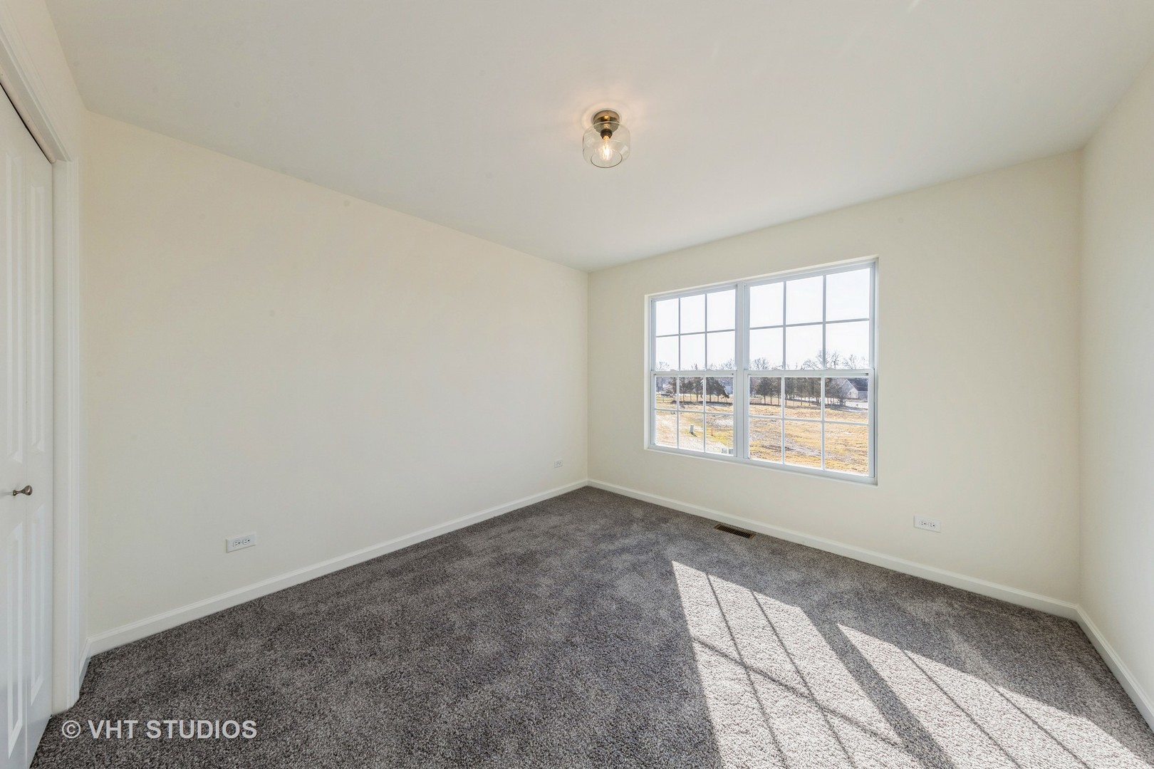 869 Yorkshire Terrace Crete, IL 60417 - Photo 8 of 12