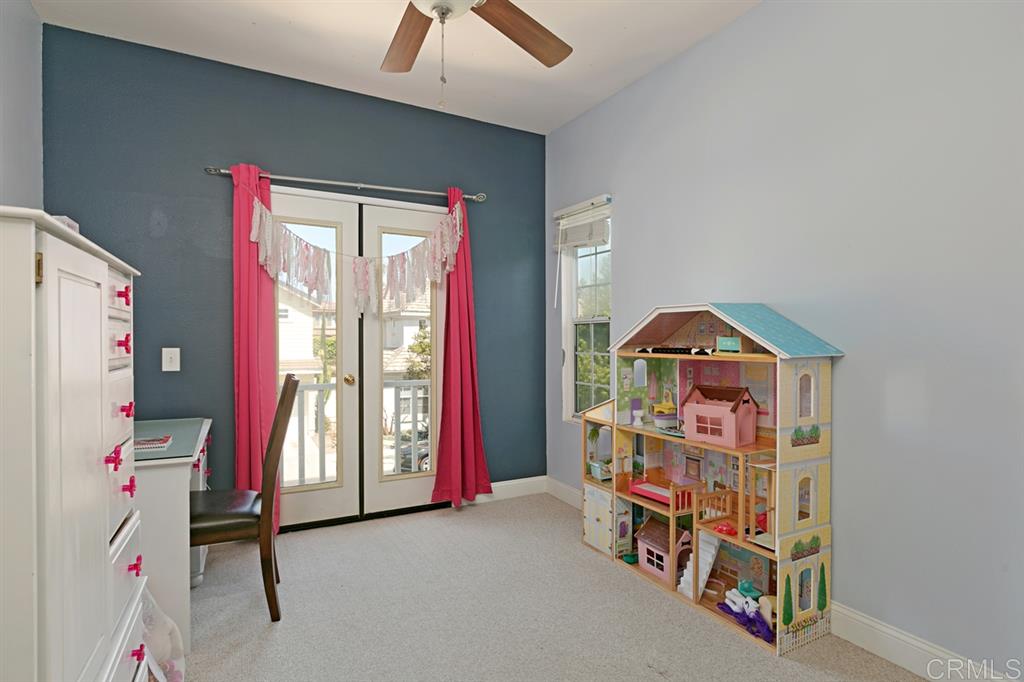 1129 Cambria Way Encinitas, CA 92024 - Photo 17 of 24 Gallery Image 17