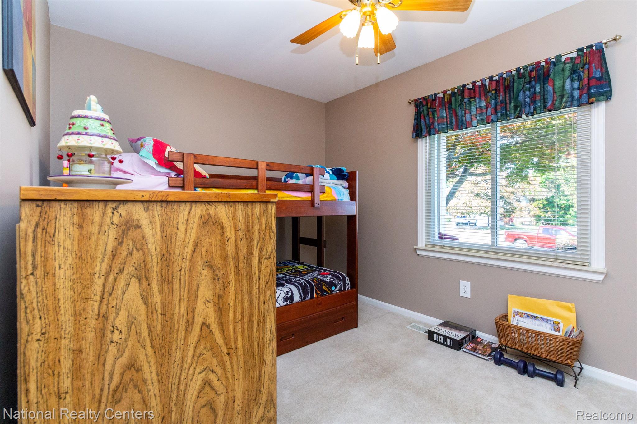 36509 Saxony Road Farmington, MI 48335 - Photo 30 of 49 Gallery Image 30