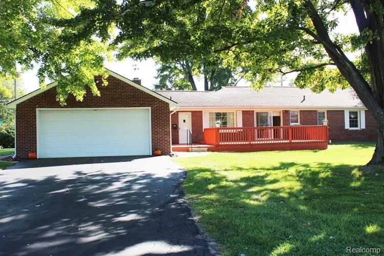 35895 Garfield Road Clinton Township, MI 48035 - Photo 20 of 22 back - Copy (2).jpg