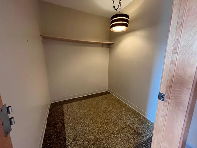 $79,500 | 488 Wabasha Street North, Unit 305, St. Paul, MN 55101