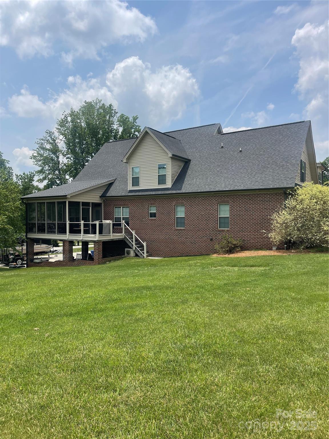 375 Pebblestone Court Lexington, NC 27295 - Photo 29 of 34 a front view of a house with a garden