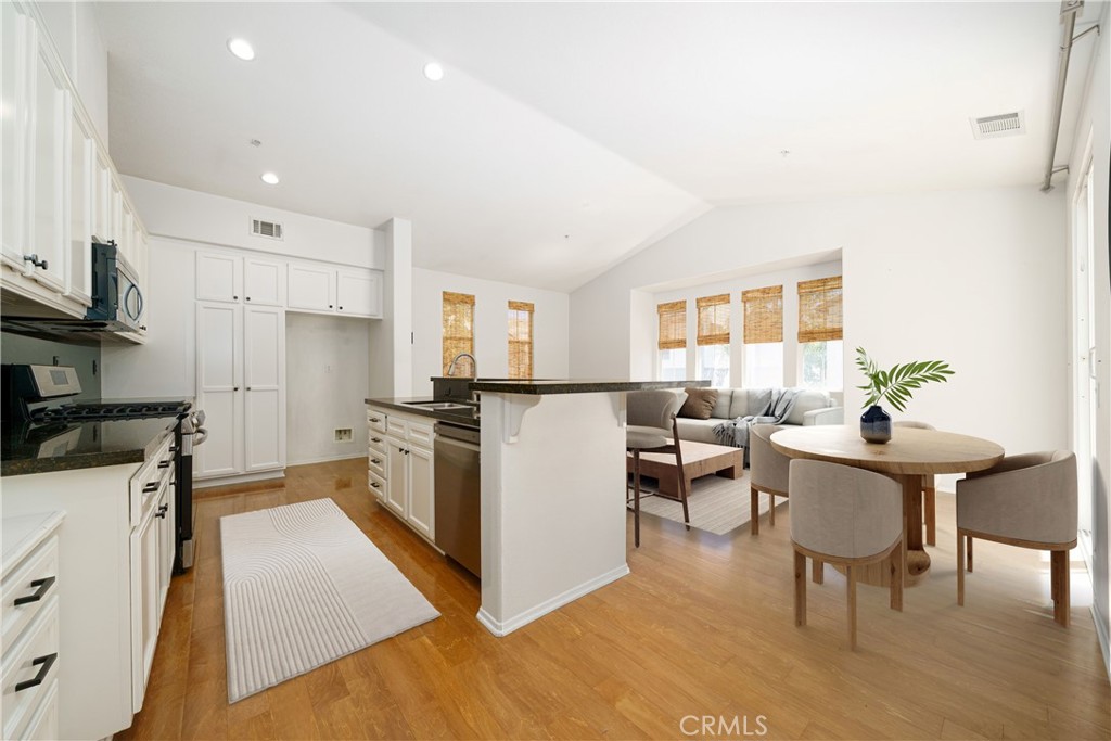 36 St Mays Road Ladera Ranch, CA 92694 - Photo 5 of 22 Virtually staged