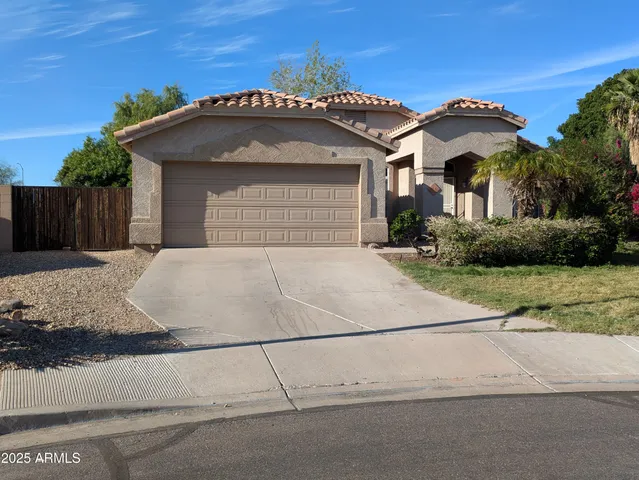 $400,000 | 804 South Tobin Circle, Mesa, AZ 85208
