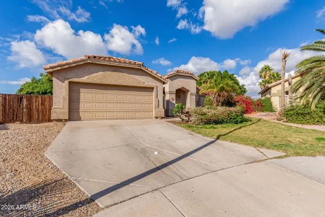 $400,000 | 804 South Tobin Circle, Mesa, AZ 85208