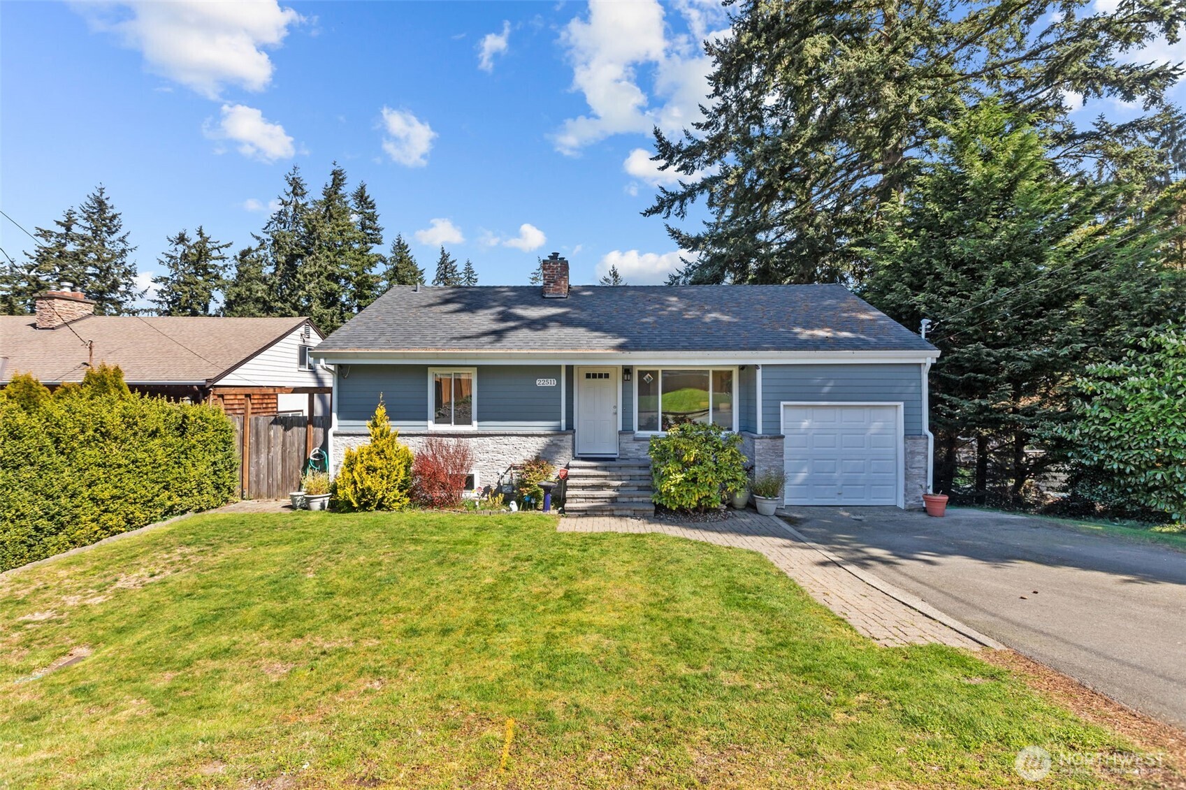 22511 82nd Avenue West Edmonds, WA 98026 - Photo 1 of 38