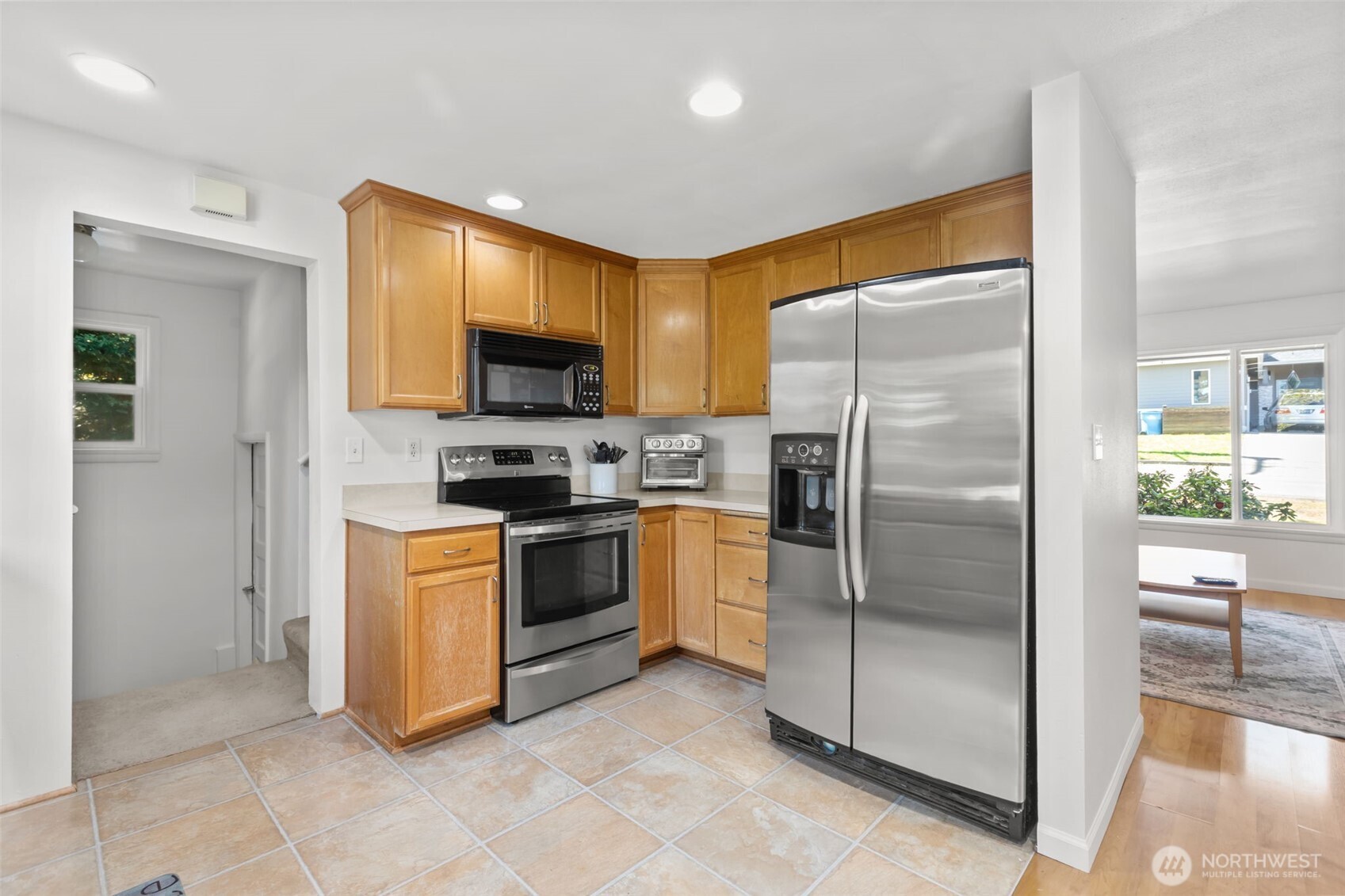 22511 82nd Avenue West Edmonds, WA 98026 - Photo 15 of 38