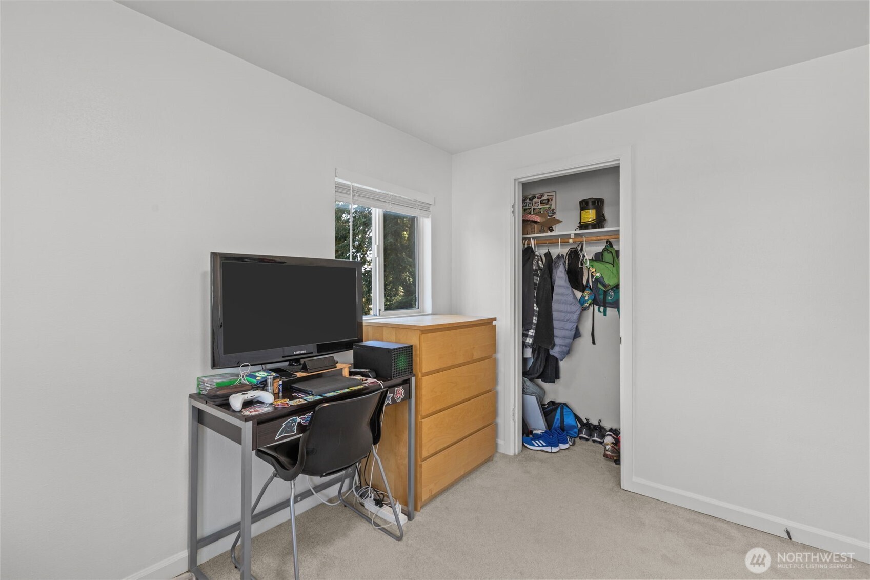 22511 82nd Avenue West Edmonds, WA 98026 - Photo 25 of 38