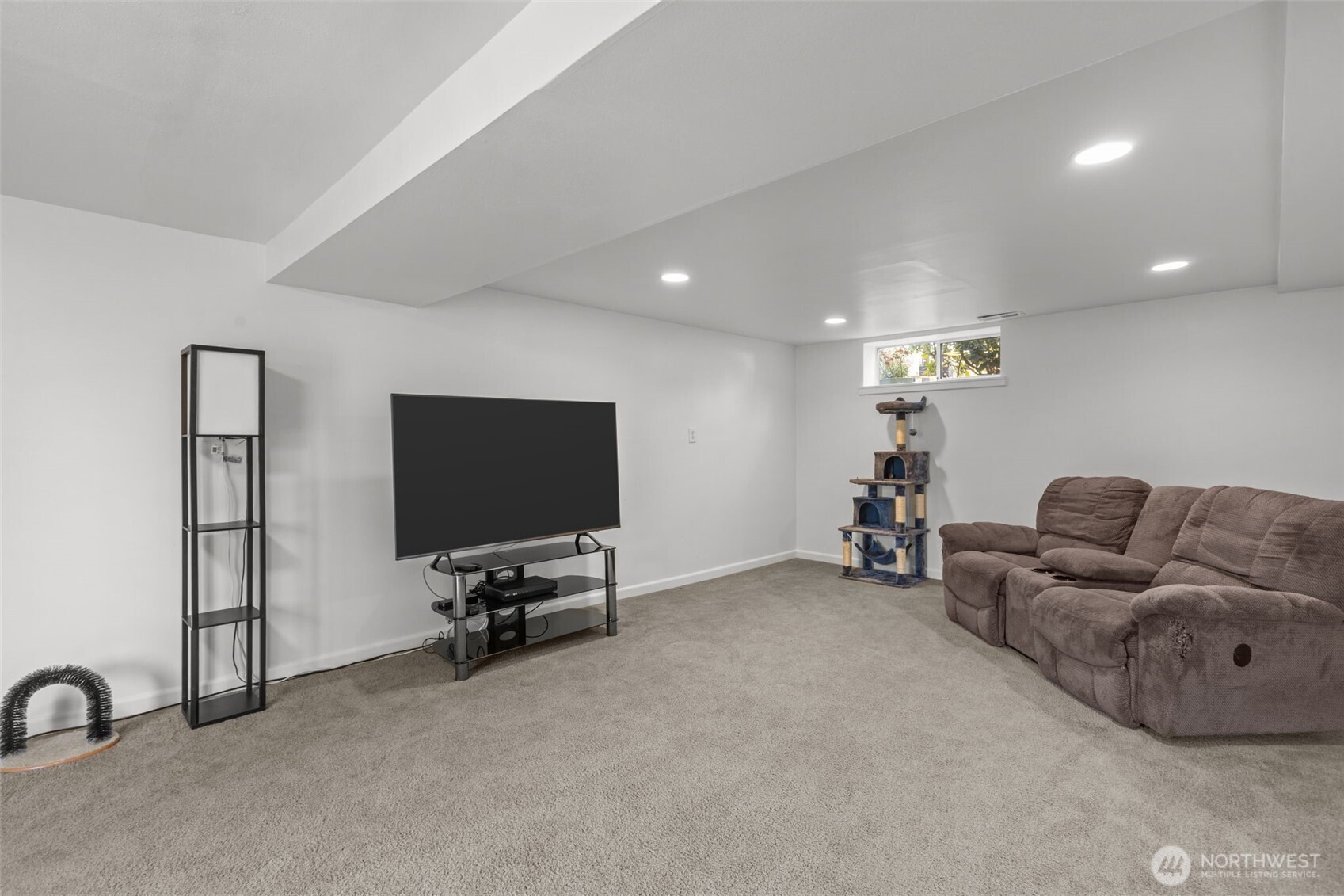 22511 82nd Avenue West Edmonds, WA 98026 - Photo 32 of 38
