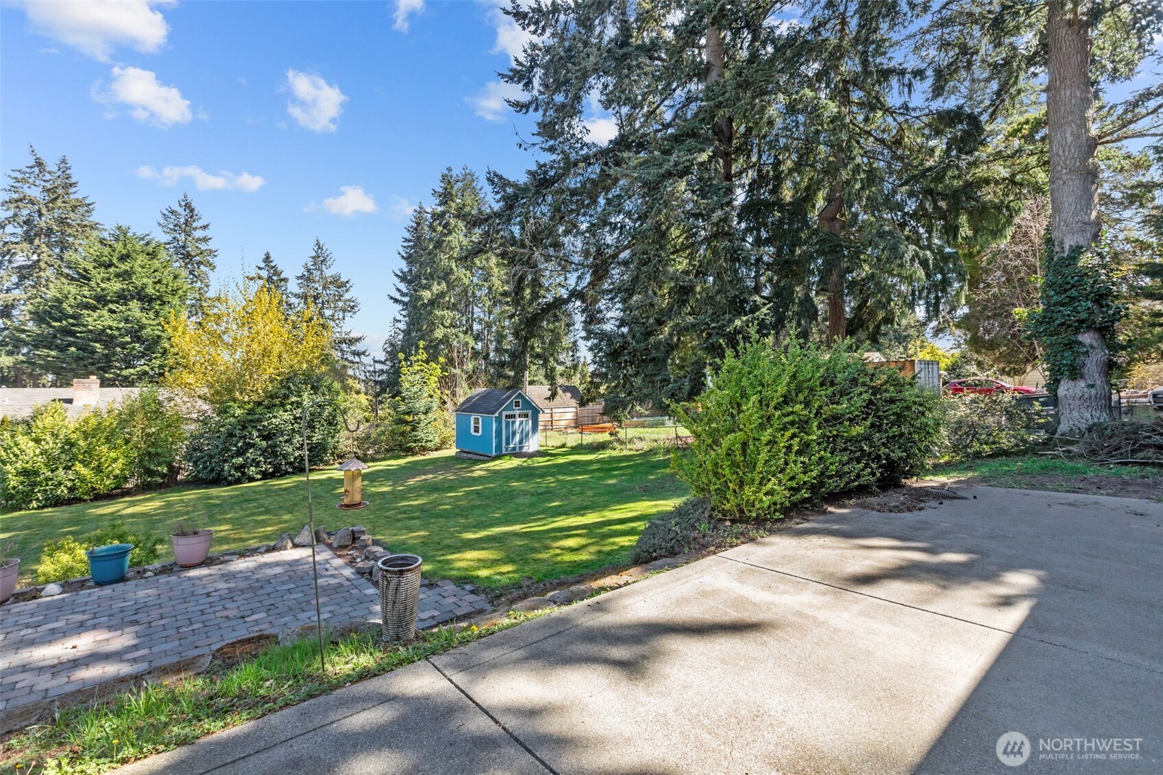 22511 82nd Avenue West Edmonds, WA 98026 - Photo 4 of 38