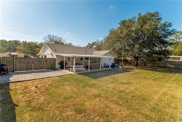 $1,800 | 11165 Brown Road, Denham Springs, LA 70726