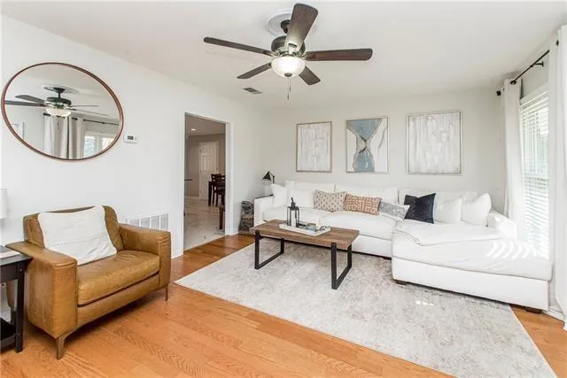 $1,800 | 11165 Brown Road, Denham Springs, LA 70726