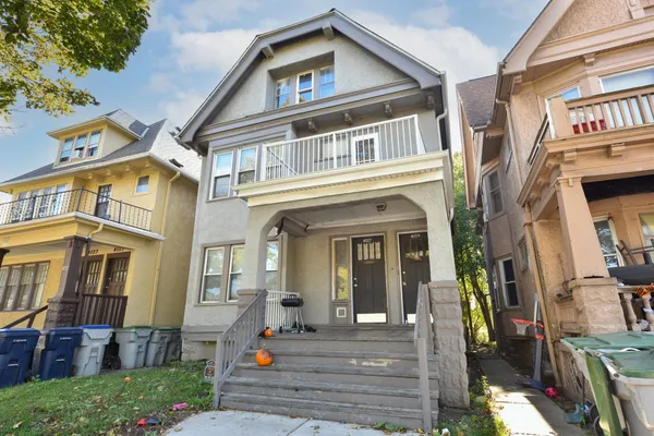 $250,000 | 4027 West Vliet Street, Unit 4029, Milwaukee, WI 53208