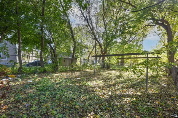 $250,000 | 4027 West Vliet Street, Unit 4029, Milwaukee, WI 53208