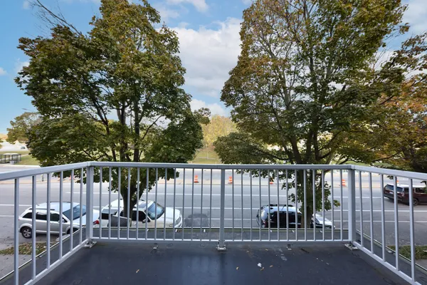 $250,000 | 4027 West Vliet Street, Unit 4029, Milwaukee, WI 53208