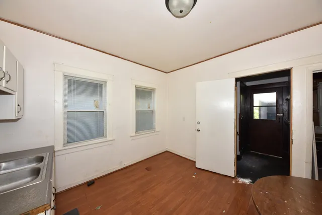 $264,900 | 4027 West Vliet Street, Unit 4029, Milwaukee, WI 53208