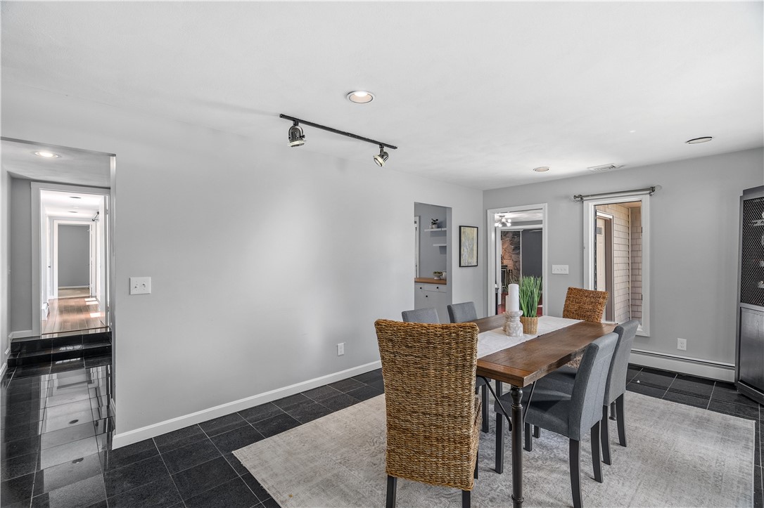 32 Ridge Road Bristol, RI 02809 - Photo 7 of 39
