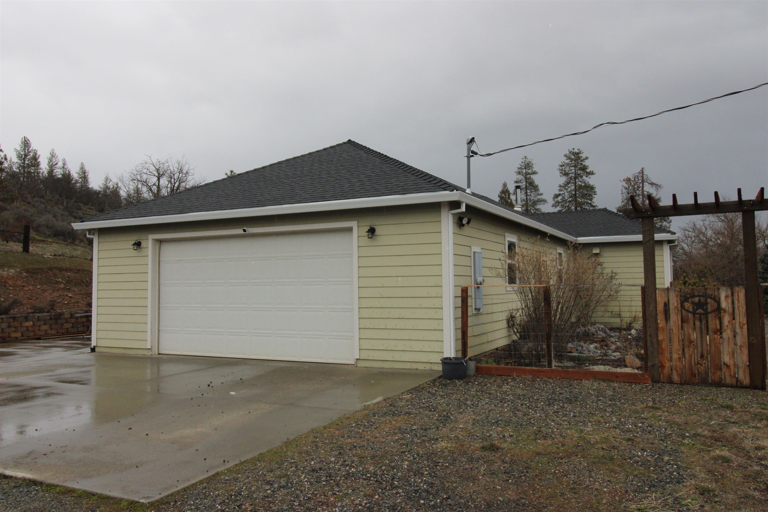 7204 Quartz Valley Road Fort Jones, CA 96032 - Photo 7 of 45 Gallery Image 7