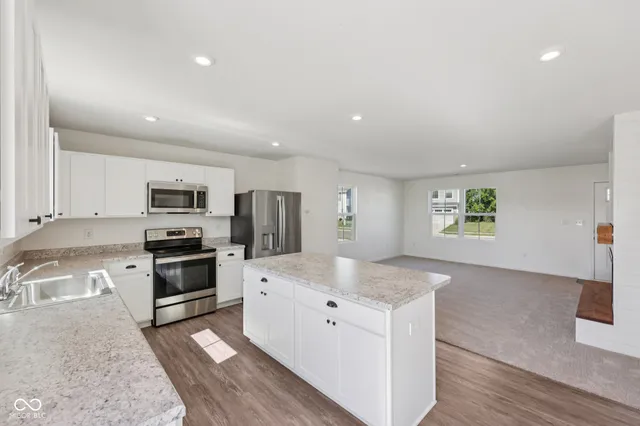 $319,700 | 1375 Cascades Drive, Greenfield, IN 46140