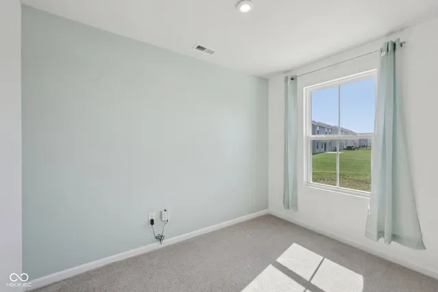 $319,700 | 1375 Cascades Drive, Greenfield, IN 46140