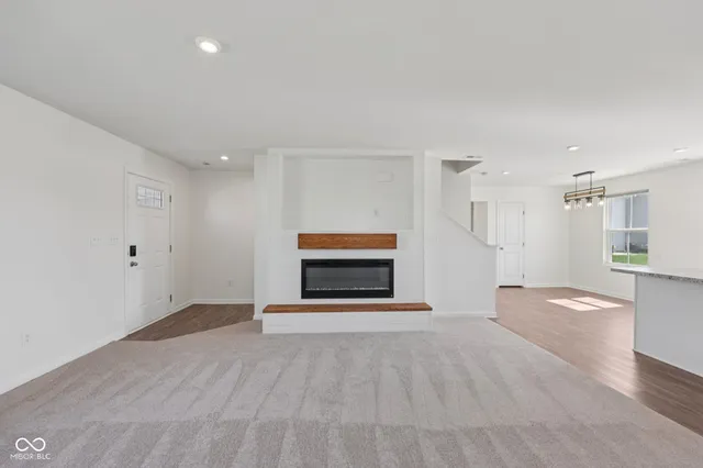 $319,700 | 1375 Cascades Drive, Greenfield, IN 46140