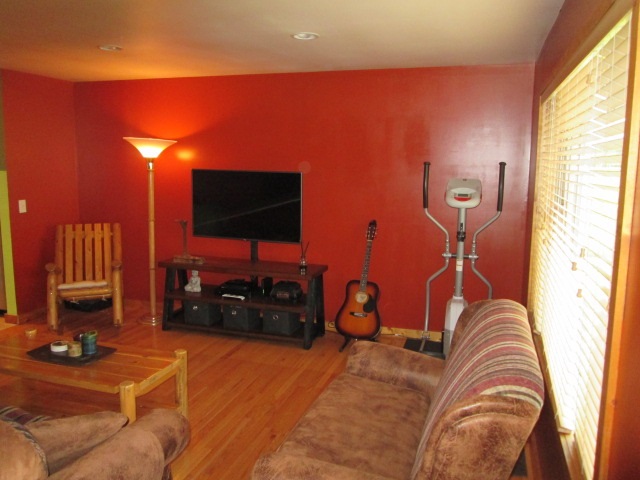 879 Sensabaugh Road Lupton, MI 48635 - Photo 11 of 20 1817979-10.JPG