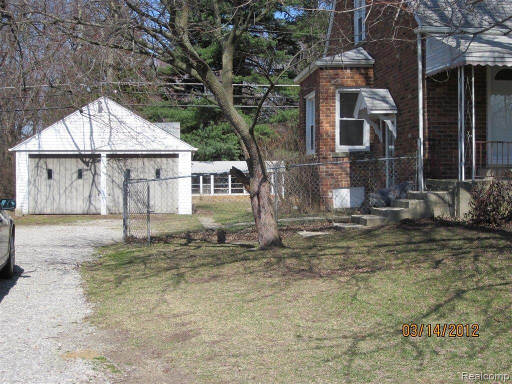 28290 Five Mile Road Livonia, MI 48154 - Photo 2 of 16 Exterior 015.jpg