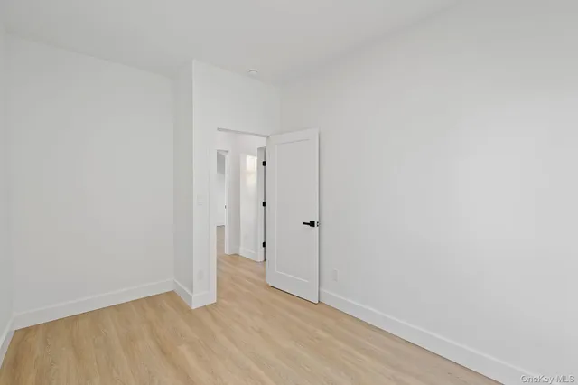 $799,999 | 39 Overland Drive, Wallkill, NY 12589