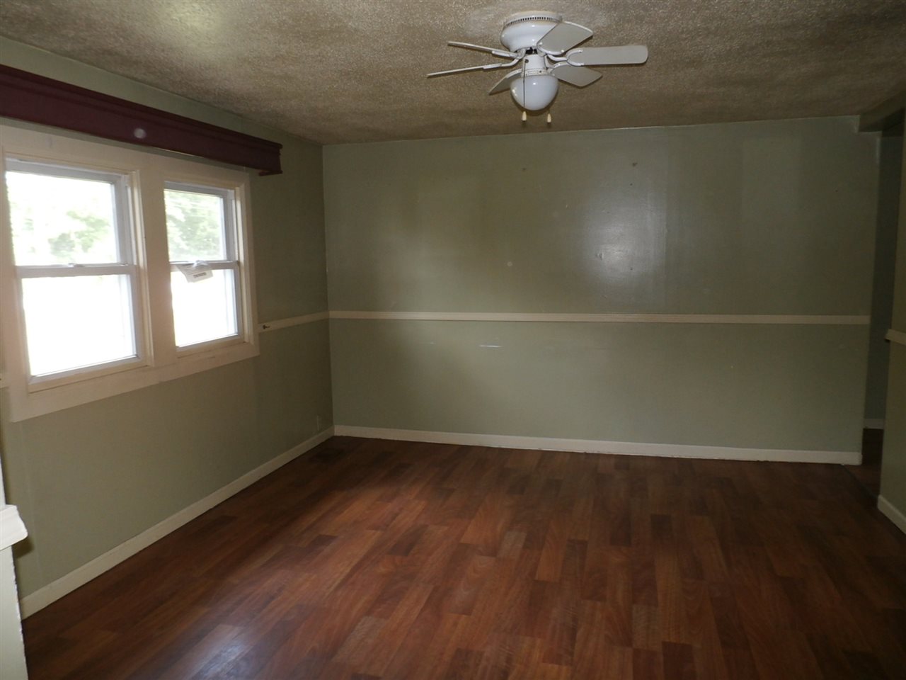 7066 East Harrold Road Churubusco, IN 46723 - Photo 3 of 9 Gallery Image 3