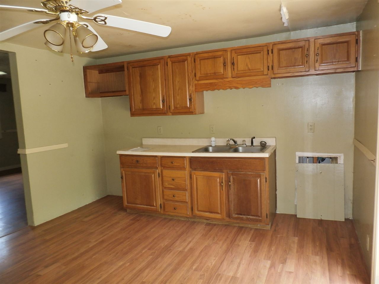 7066 East Harrold Road Churubusco, IN 46723 - Photo 4 of 9 Gallery Image 4