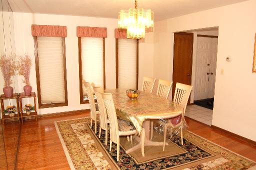 1001 Elmdale Road Glenview, IL 60025 - Photo 3 of 16
