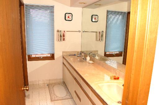 1001 Elmdale Road Glenview, IL 60025 - Photo 10 of 16