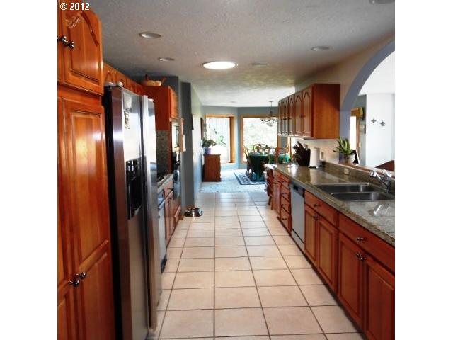 2175 State Road Mosier, OR 97040 - Photo 6 of 15 Gallery Image 6