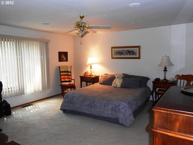 2175 State Road Mosier, OR 97040 - Photo 9 of 15 Gallery Image 9
