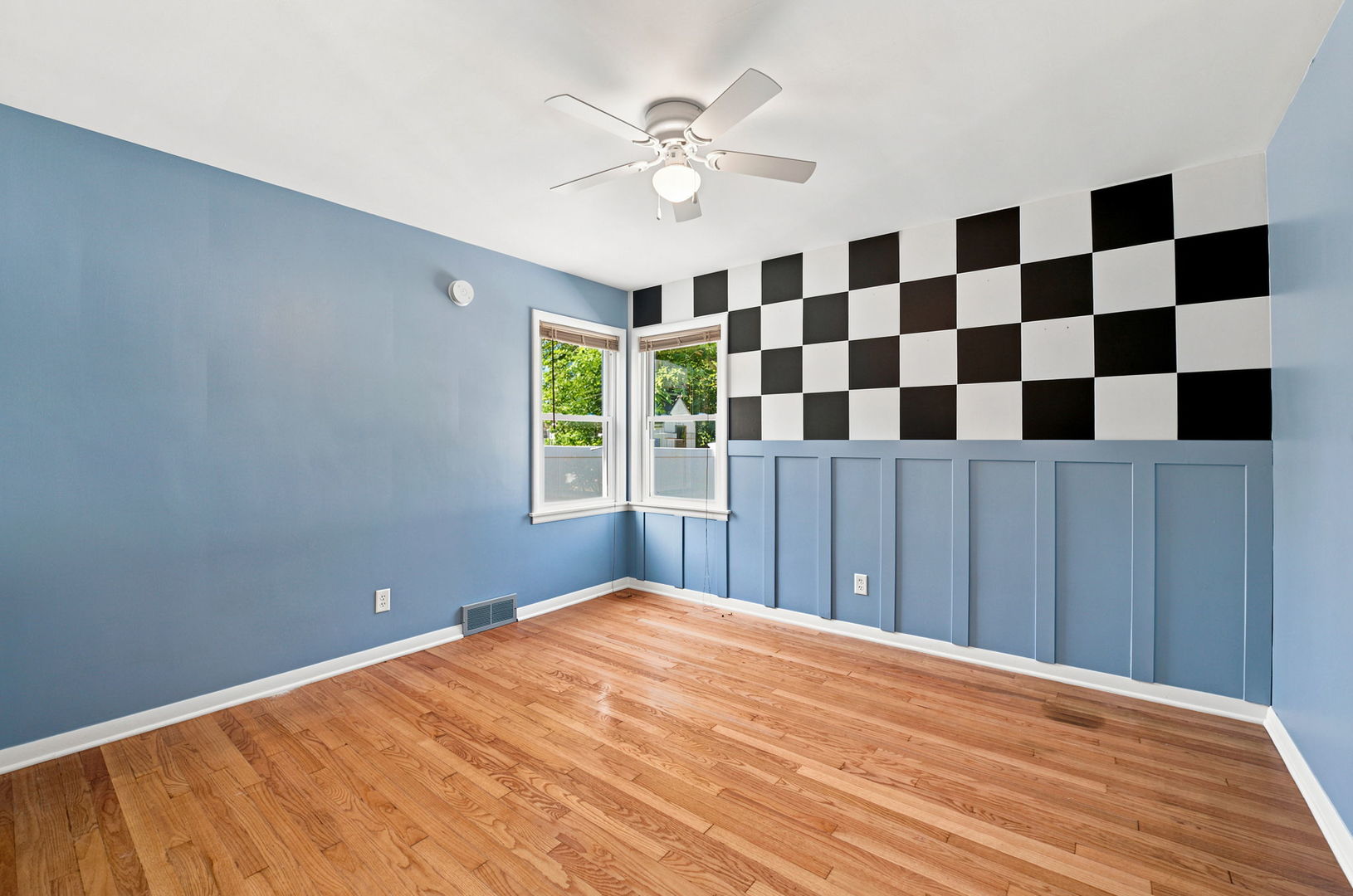 1043 State Street Ottawa, IL 61350 - Photo 16 of 32