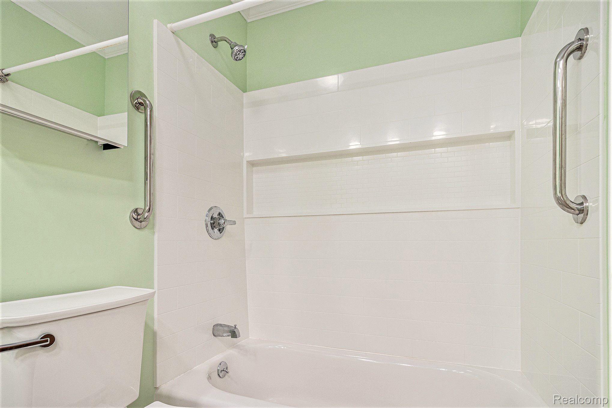 45225 Dunn Road Belleville, MI 48111 - Photo 18 of 29 Gallery Image 18