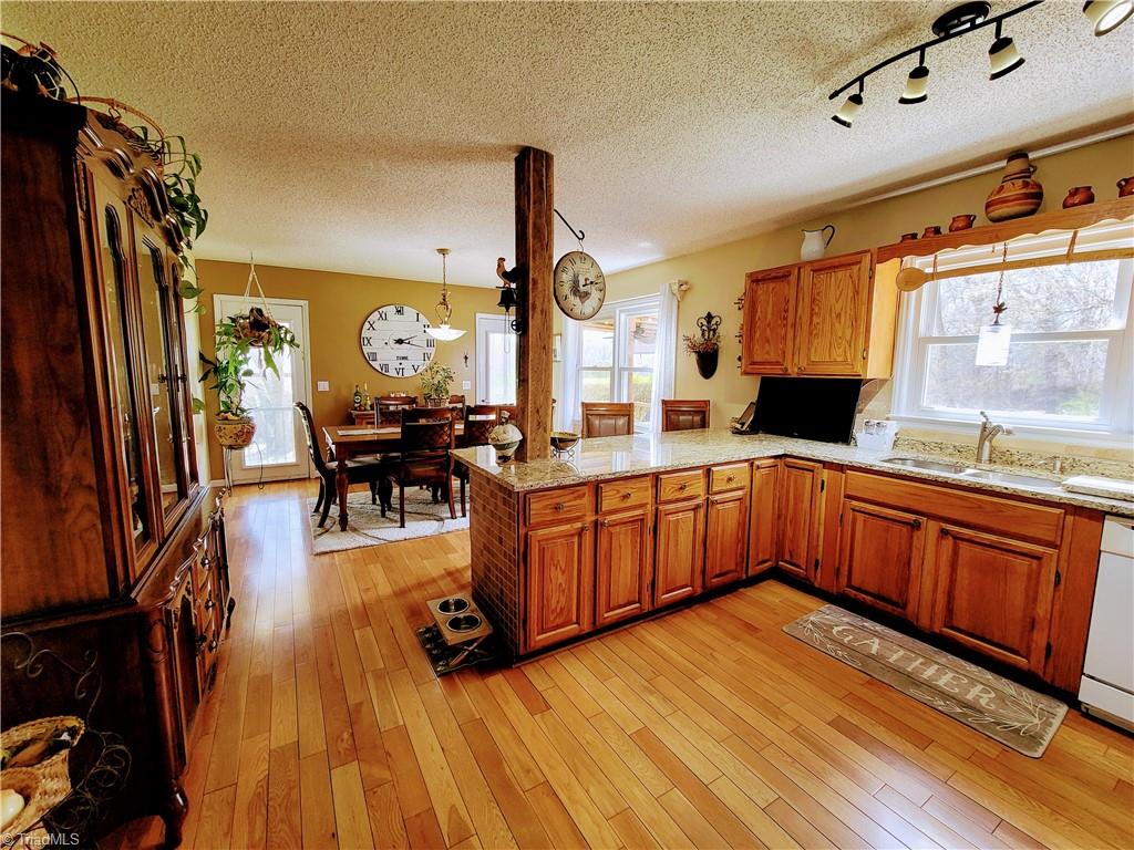 3757 Frye Bridge Road Clemmons, NC 27012 - Photo 13 of 44 Gallery Image 13