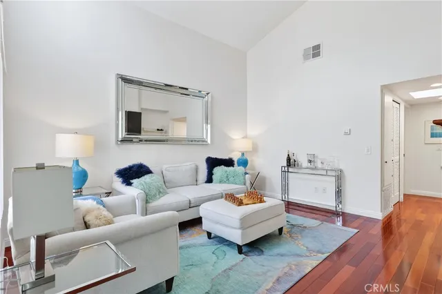 $638,888 | 16700 Yukon Avenue, Unit 202, Torrance, CA 90504