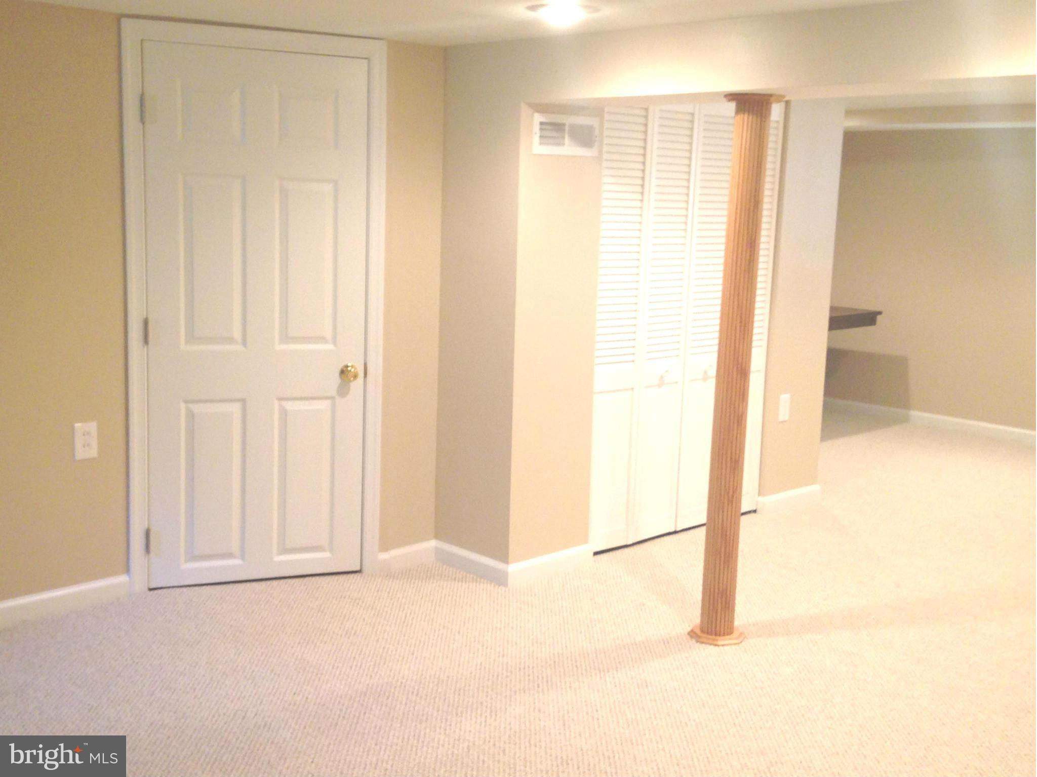 118 Murdock Road Baltimore, MD 21212 - Photo 21 of 27 Family Room