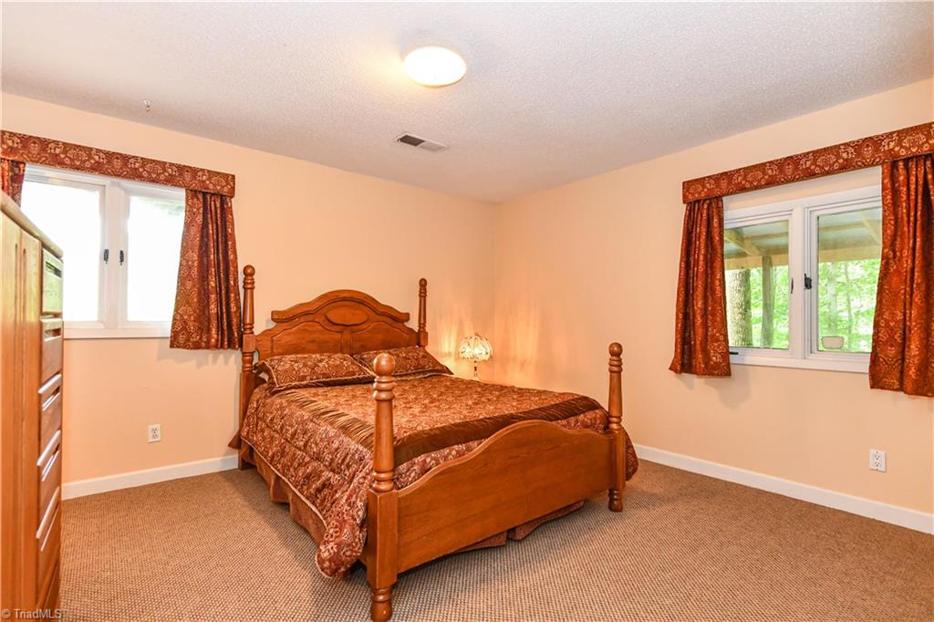 7407 Haw Ridge Road Summerfield, NC 27358 - Photo 20 of 29
