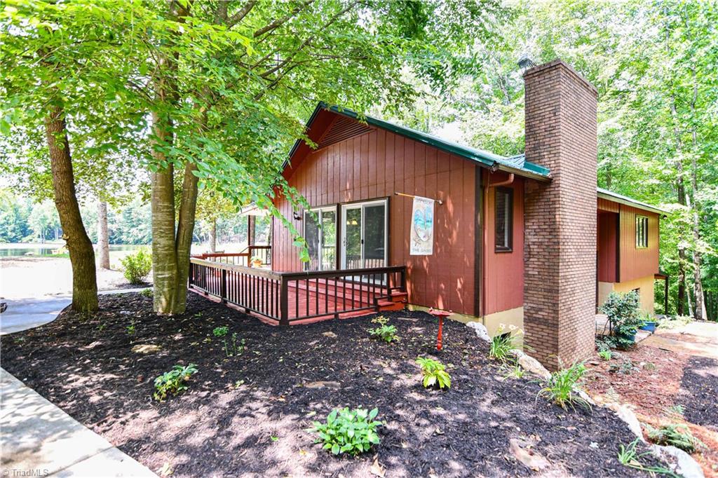 7407 Haw Ridge Road Summerfield, NC 27358 - Photo 5 of 29