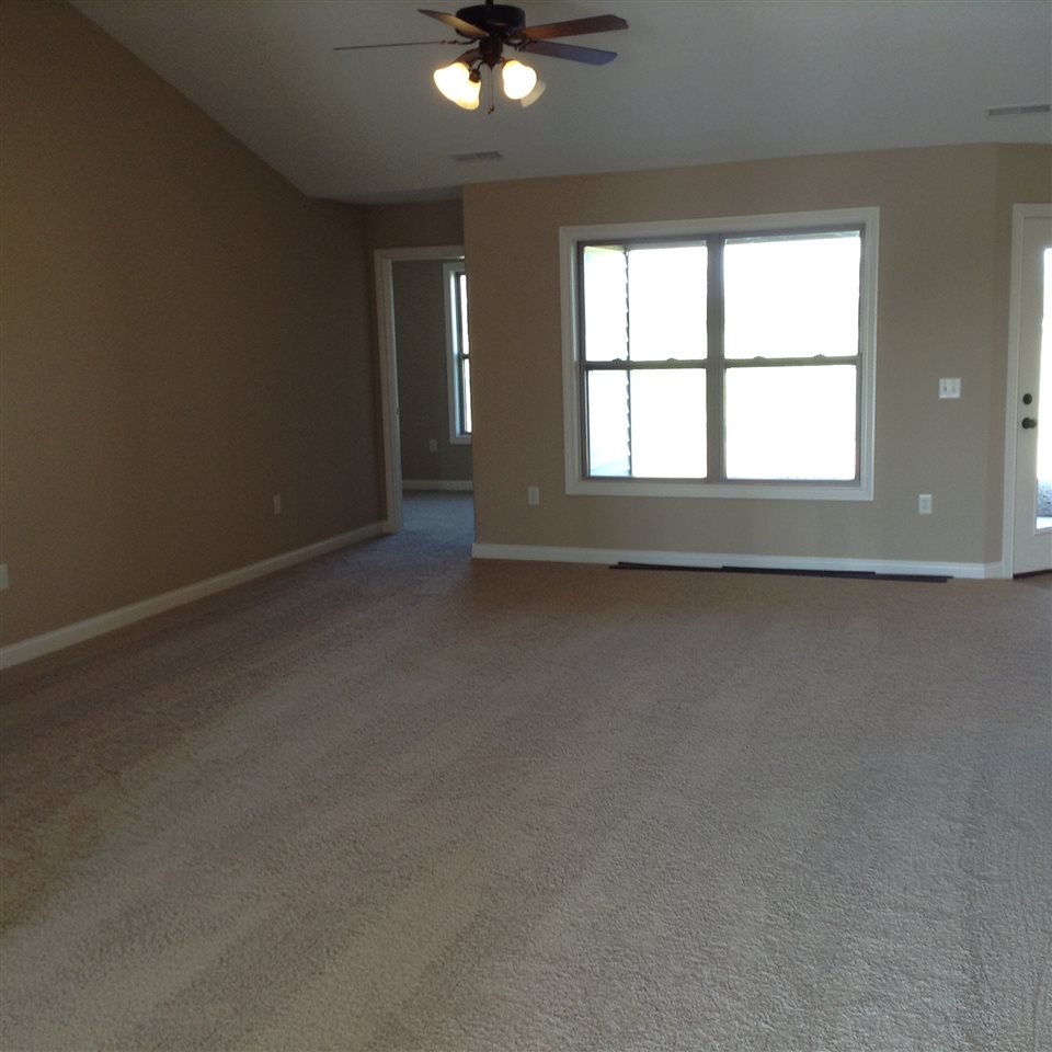 726 Sycamore Street Decatur, IN 46733 - Photo 8 of 16