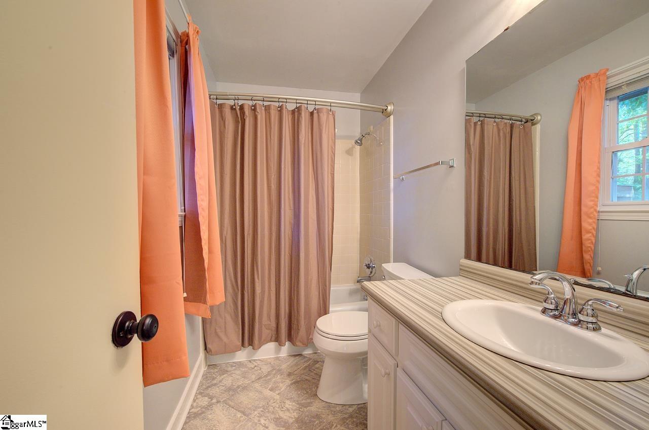 8 Rising Sun Court Taylors, SC 29687 - Photo 8 of 48 Gallery Image 8