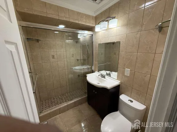 $575,000 | 4 Rachel Terrace, Piscataway, NJ 08854